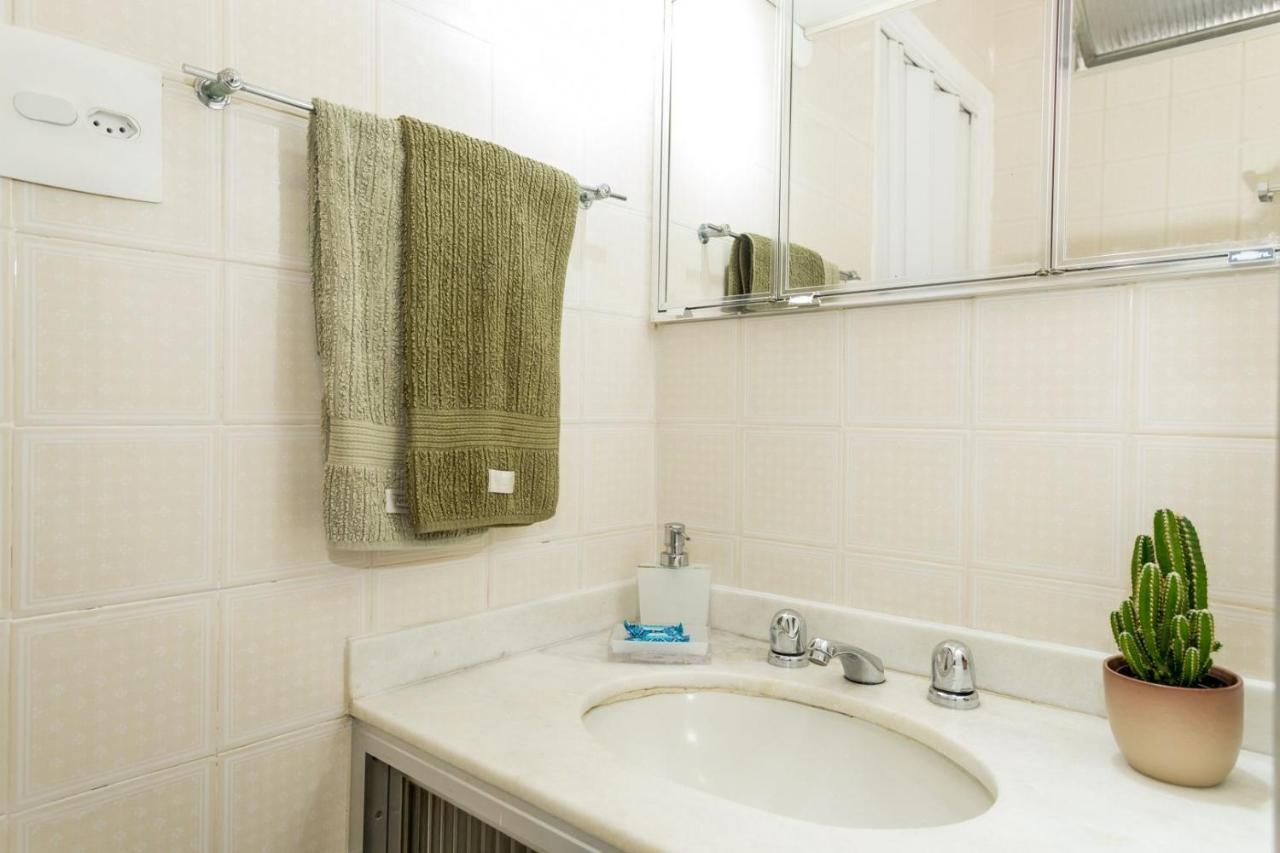 Relax Em Copacabana, Quarto E Sala, 150 Mt Da Praia, Cozinha, Maq De Lavar Roupa E Ar Rio de Janeiro Exterior photo