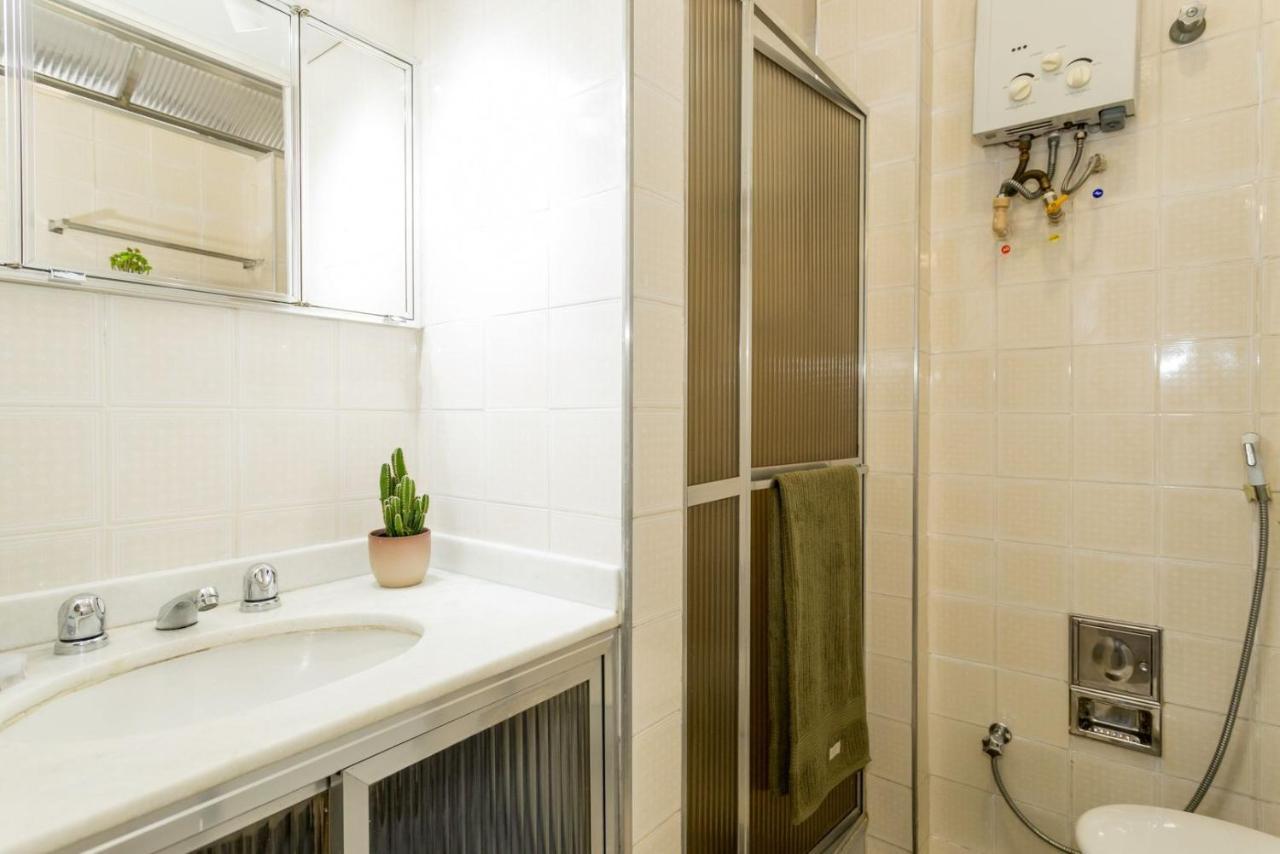 Relax Em Copacabana, Quarto E Sala, 150 Mt Da Praia, Cozinha, Maq De Lavar Roupa E Ar Rio de Janeiro Exterior photo